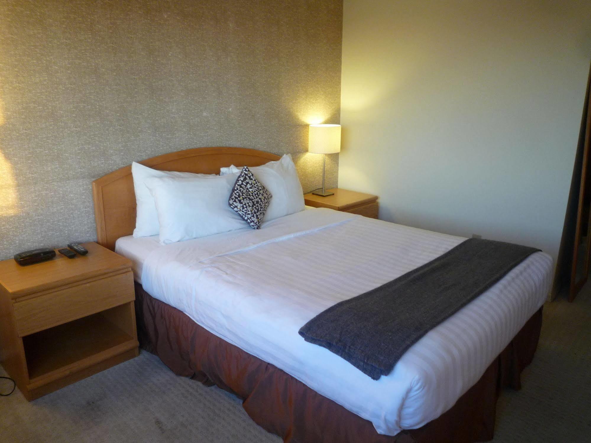 Cassandra Hotel Ванкувер Экстерьер фото